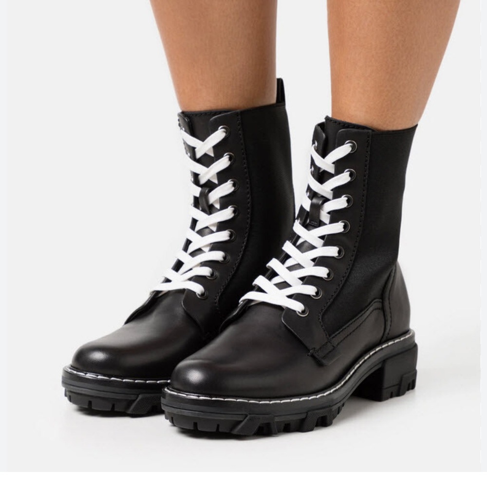 Rag n bone combat  Shiloh boots size 9.5